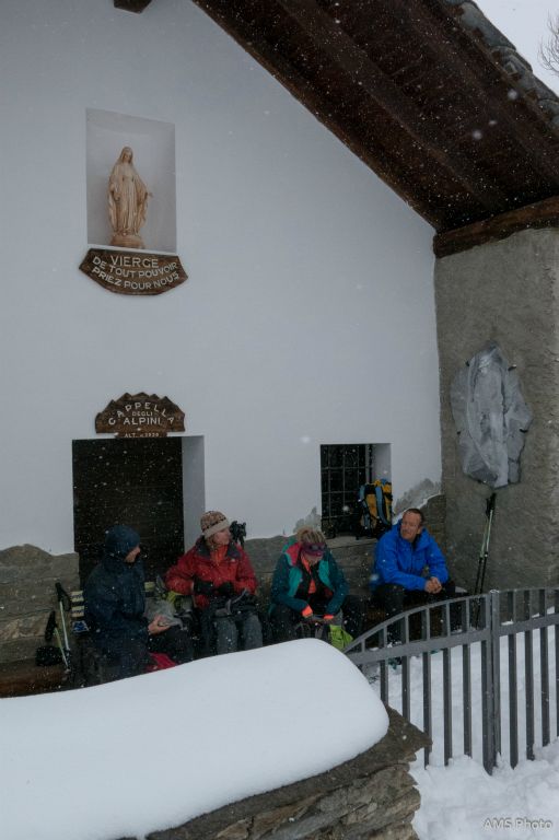 Arrivée à la chapelle Alpini à 2020m